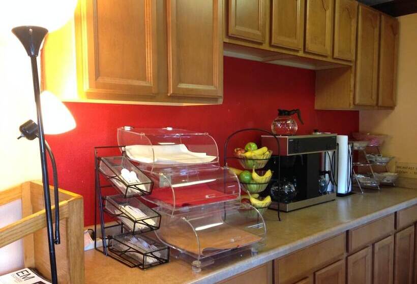 ホテル Escondido Lodge