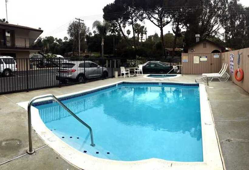 ホテル Escondido Lodge