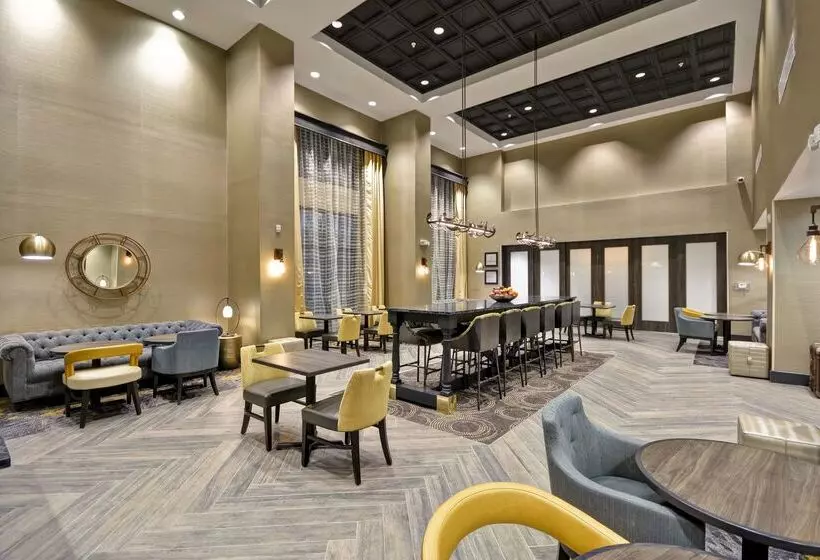 ホテル Hampton Inn & Suites Detroit/warren
