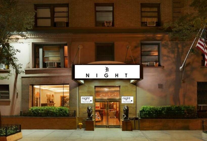 Night Hotel Broadway