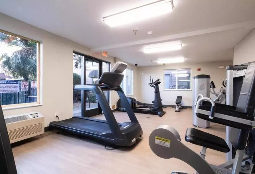 ホテル Oxford Suites Chico