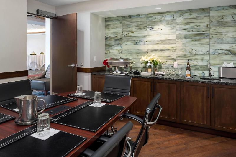 Park Place Hotel & Conference Center