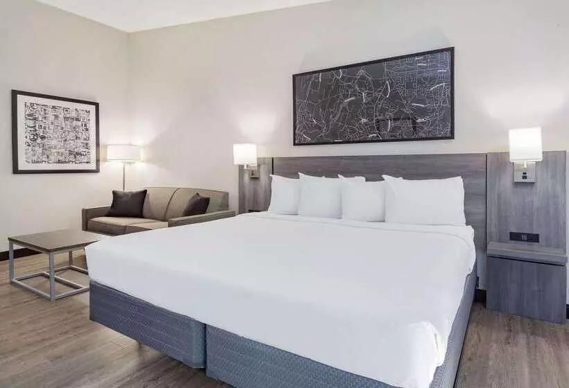 Hotel Ramada By Wyndham Windsor Locks