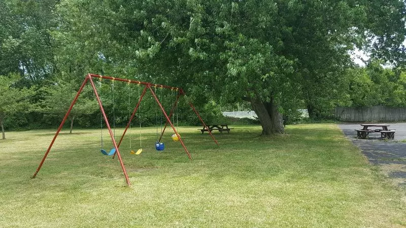 בית מלון כפרי South Shore Inn