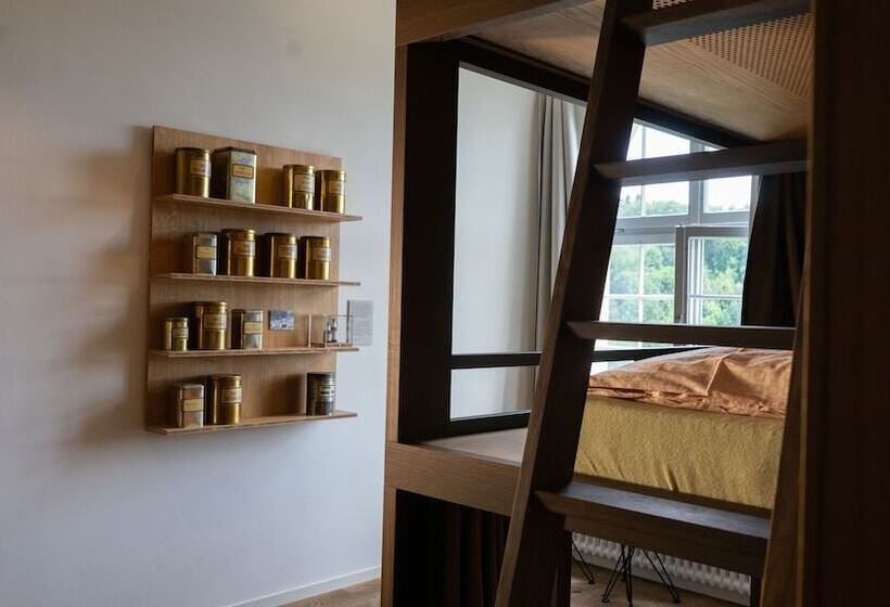 Schloss Burgdorf Youth Hostel