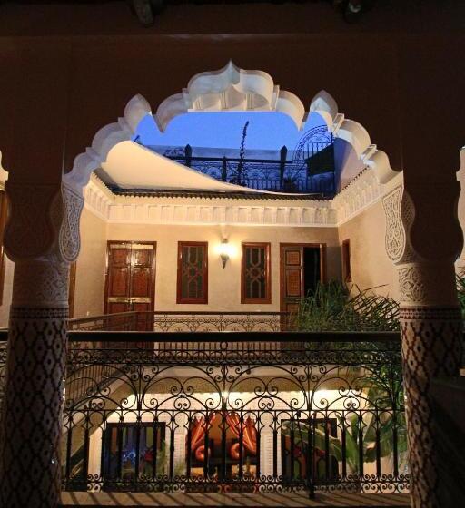 تختخواب و صبحانه Riad Makene Mouchkill