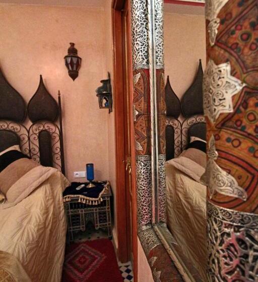 تختخواب و صبحانه Riad Makene Mouchkill