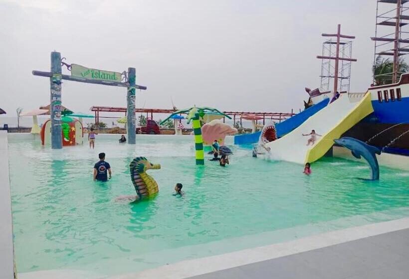 בית מלון כפרי Acapulco Resort