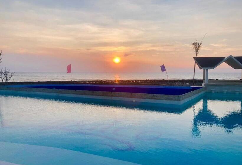 בית מלון כפרי Acapulco Resort