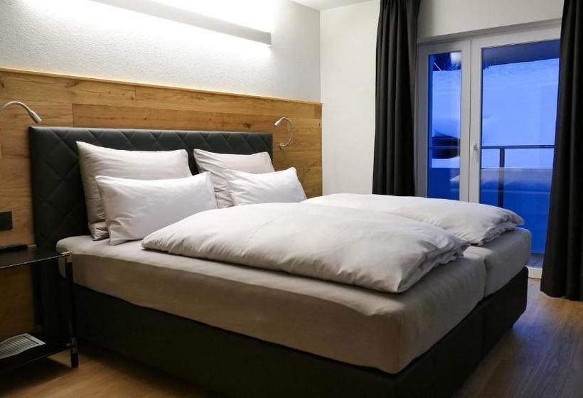 هتل Alpchalet Bellevue