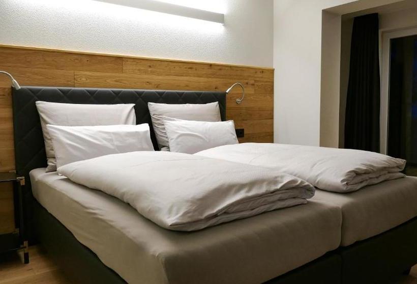 هتل Alpchalet Bellevue