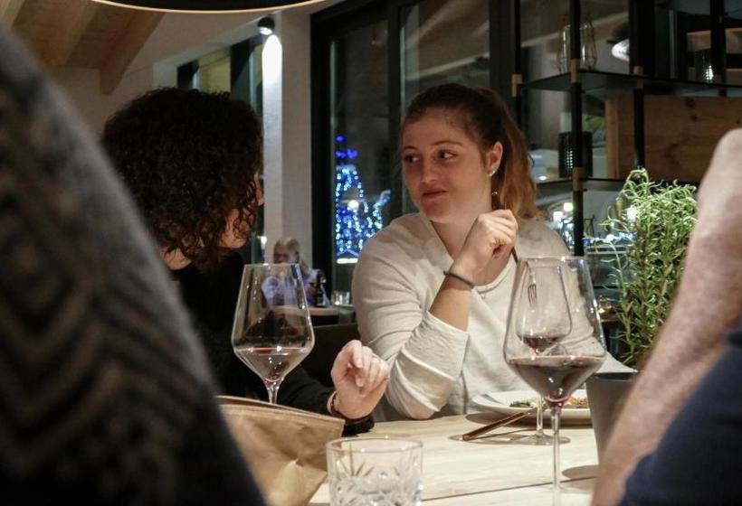 هتل Alpchalet Bellevue