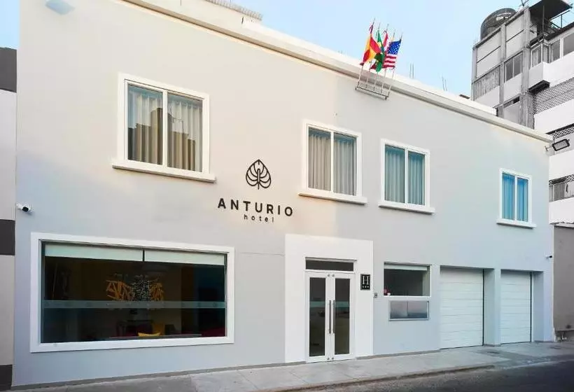هتل Anturio