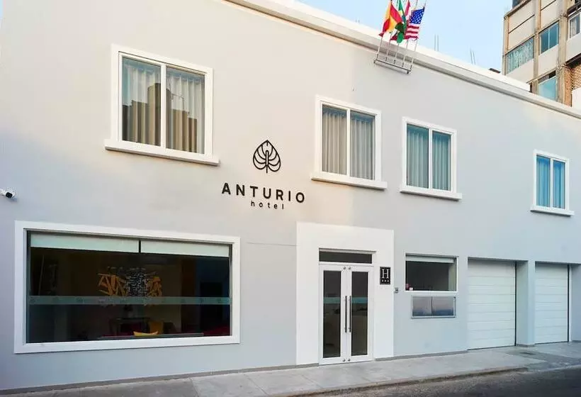 هتل Anturio