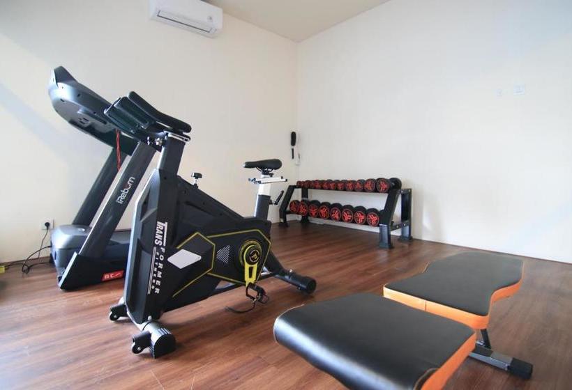 Aveon Hotel Yogyakarta By Daphna Management