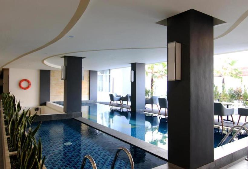 Aveon Hotel Yogyakarta By Daphna Management