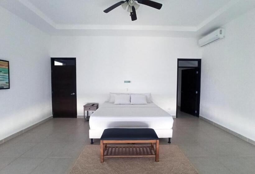 هتل Surf Ranch Resort - Emerald Coast