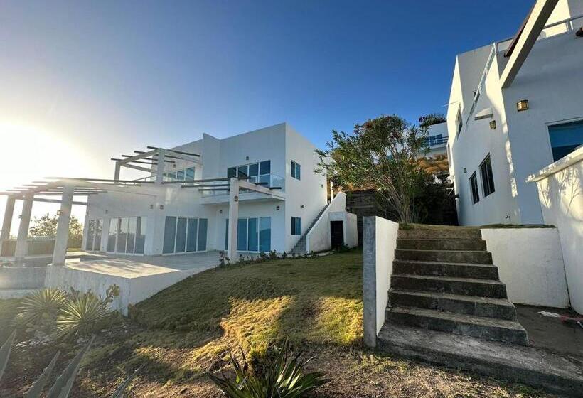 هتل Surf Ranch Resort - Emerald Coast