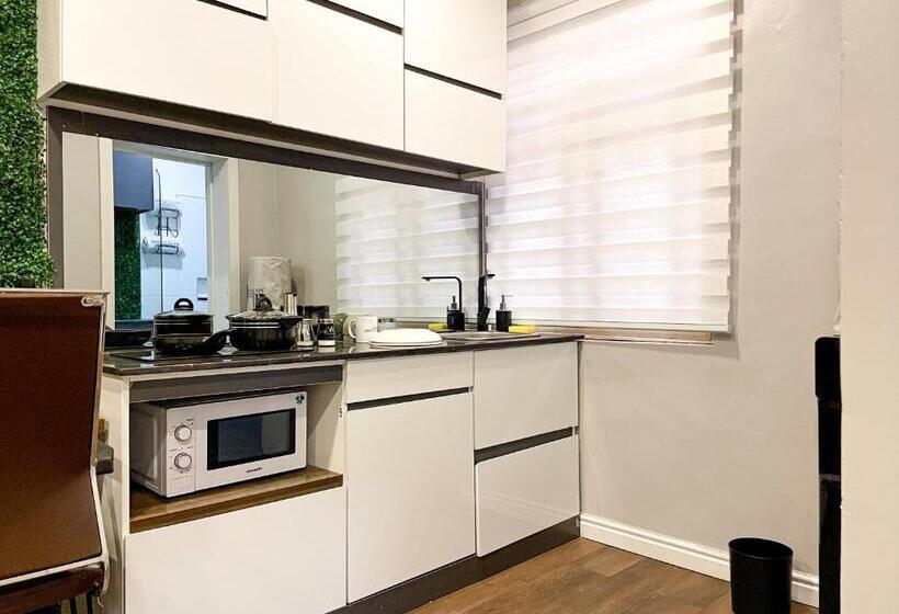 Whytescape Serviced Apartments