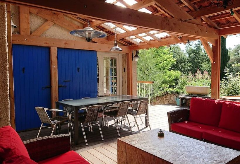 Baraveou Home In Nature