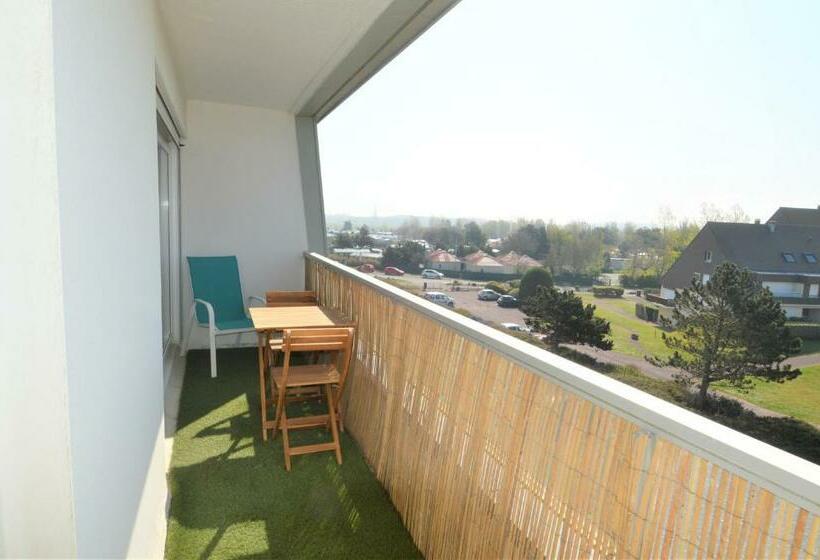 Studio Avec Chambre Balcon Et à 20m De La Mer