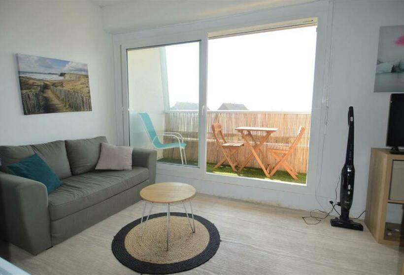 Studio Avec Chambre Balcon Et à 20m De La Mer