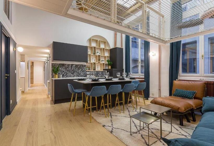 Cocon Cordeliers / 4 Voyageurs