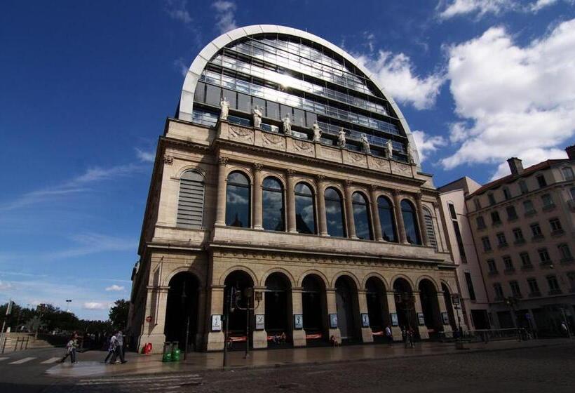 Cocon Cordeliers / 4 Voyageurs