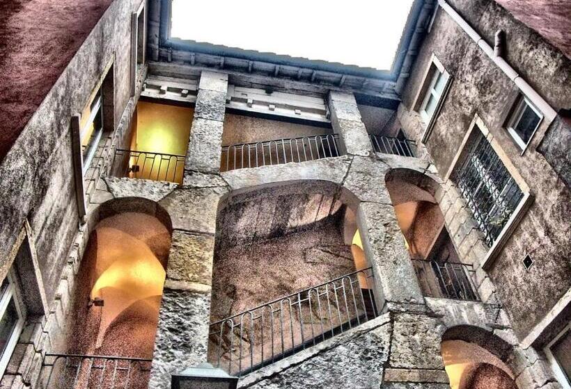 Cocon Cordeliers / 4 Voyageurs