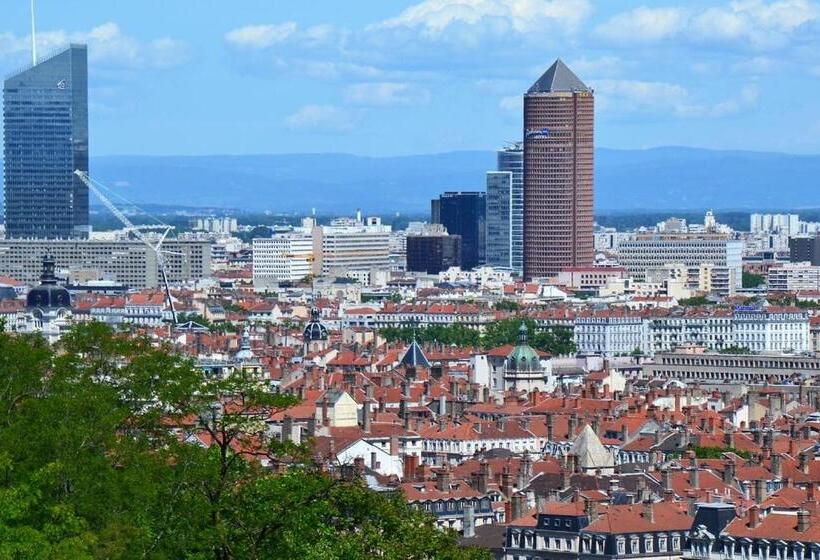 Cocon Cordeliers / 4 Voyageurs