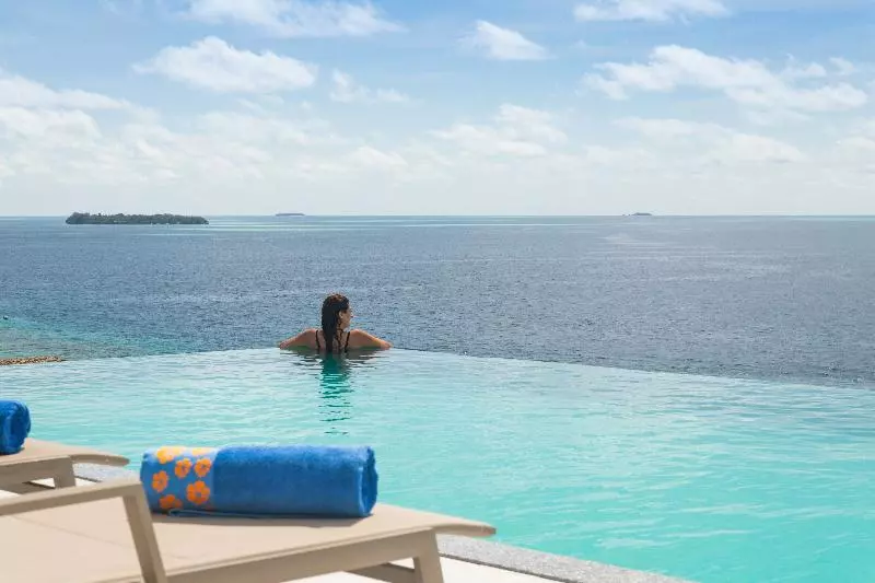 هتل Kaani Palm Beach