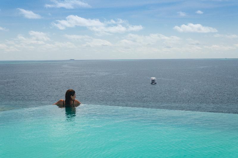 هتل Kaani Palm Beach