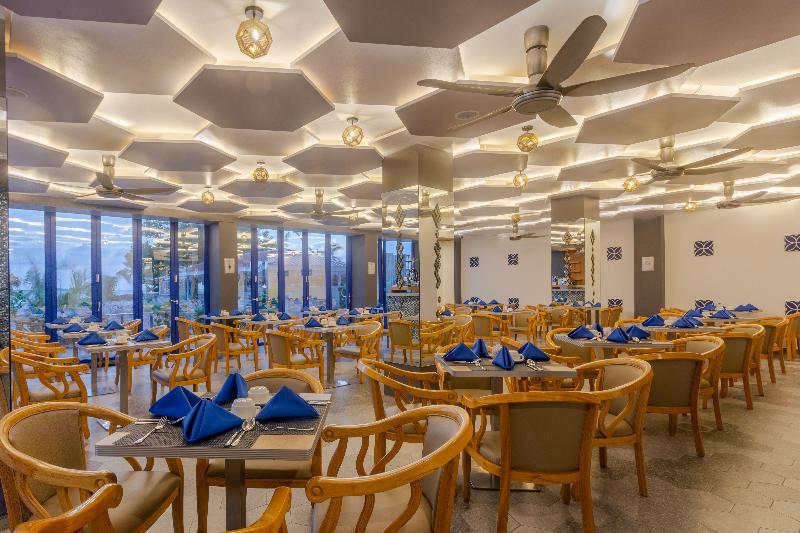 هتل Kaani Palm Beach