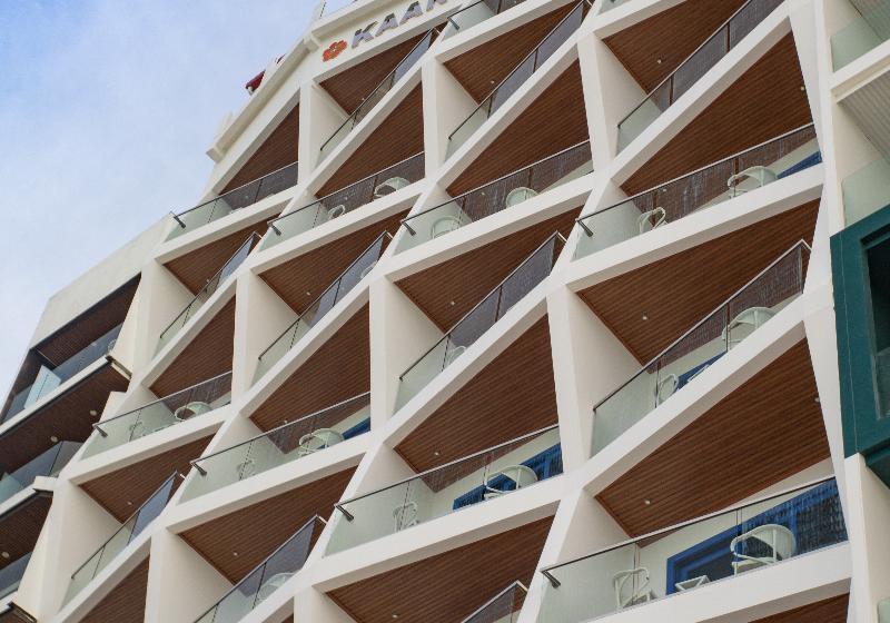 هتل Kaani Palm Beach