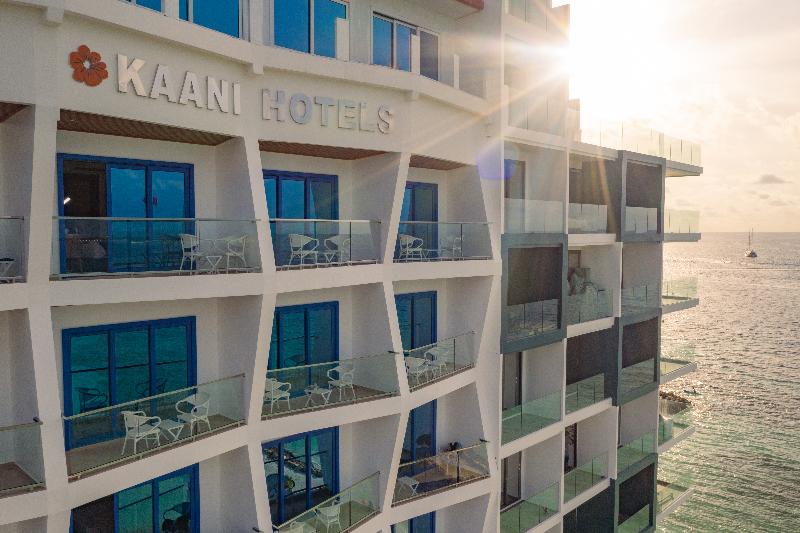 هتل Kaani Palm Beach