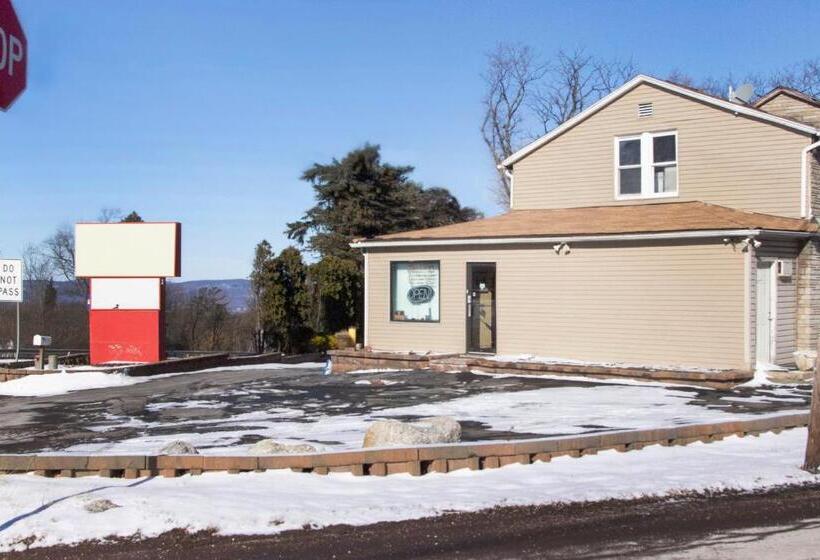 בית מלון כפרי Wilkesbarre East