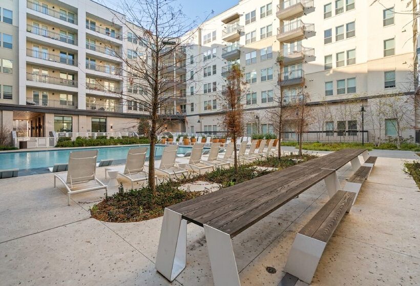 Kasa Arlington Dallas