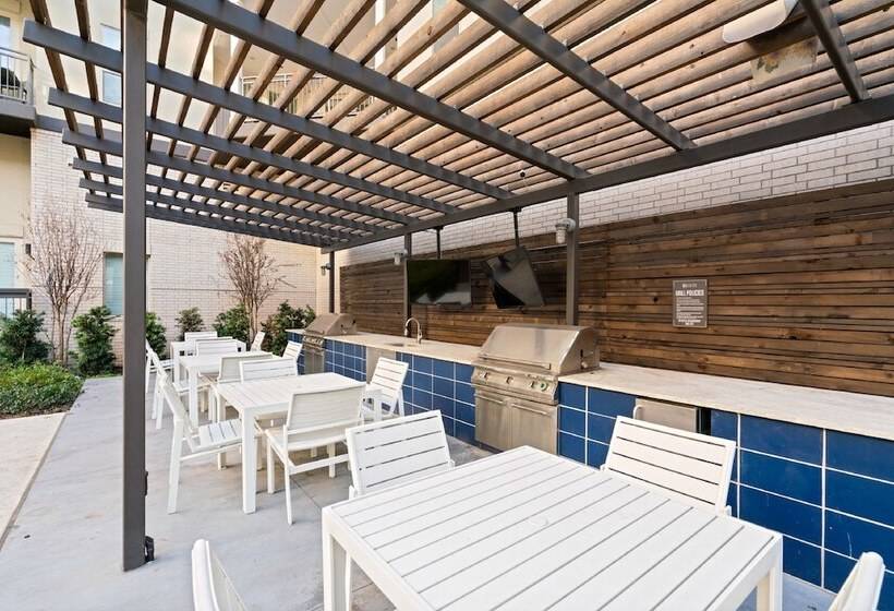 Kasa Arlington Dallas