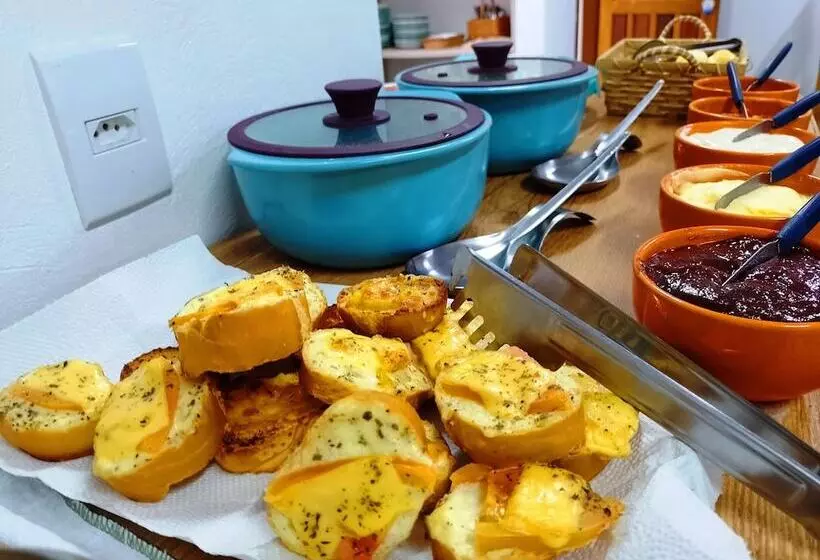 ペンション Pousada Villa Sambaqui