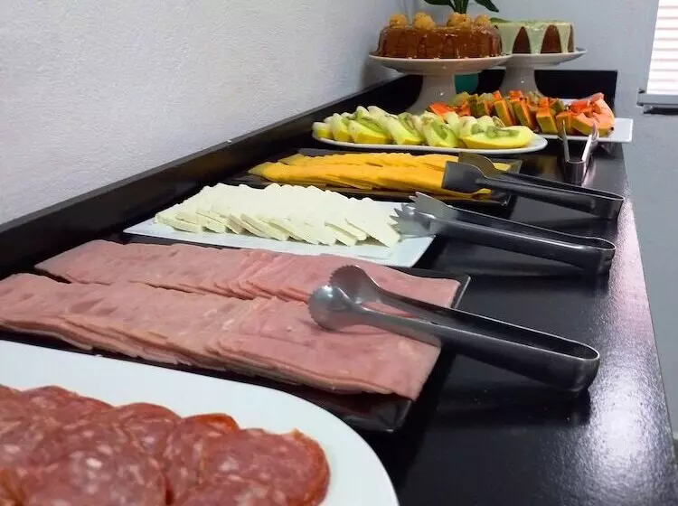 ペンション Pousada Villa Sambaqui