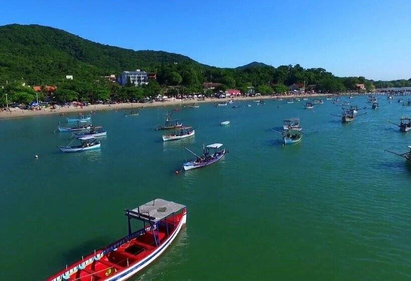 پانسیون Pousada Villa Sambaqui