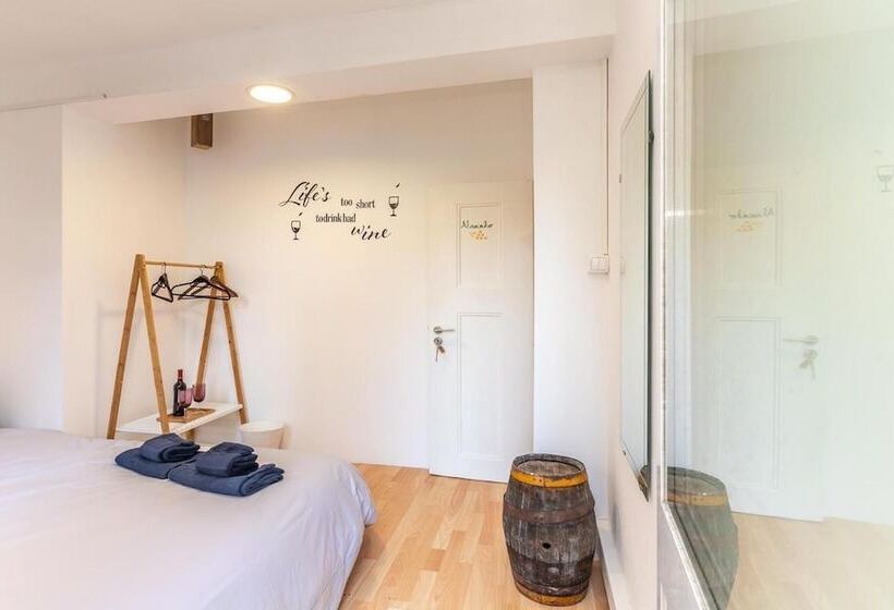 پانسیون Wine Inn Cascais Guesthouse