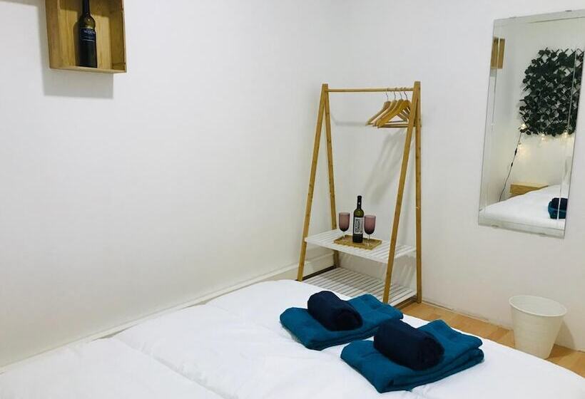 پانسیون Wine Inn Cascais Guesthouse