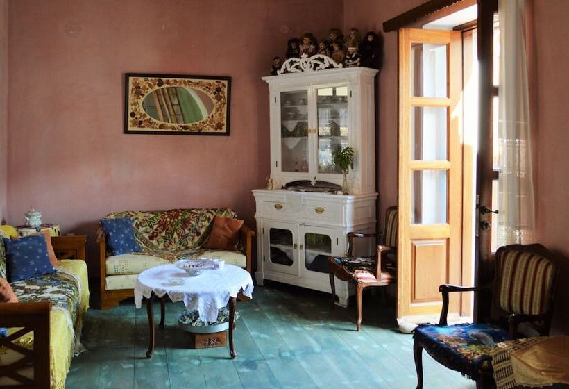 Traditional Karpathian Home With Panoramic View