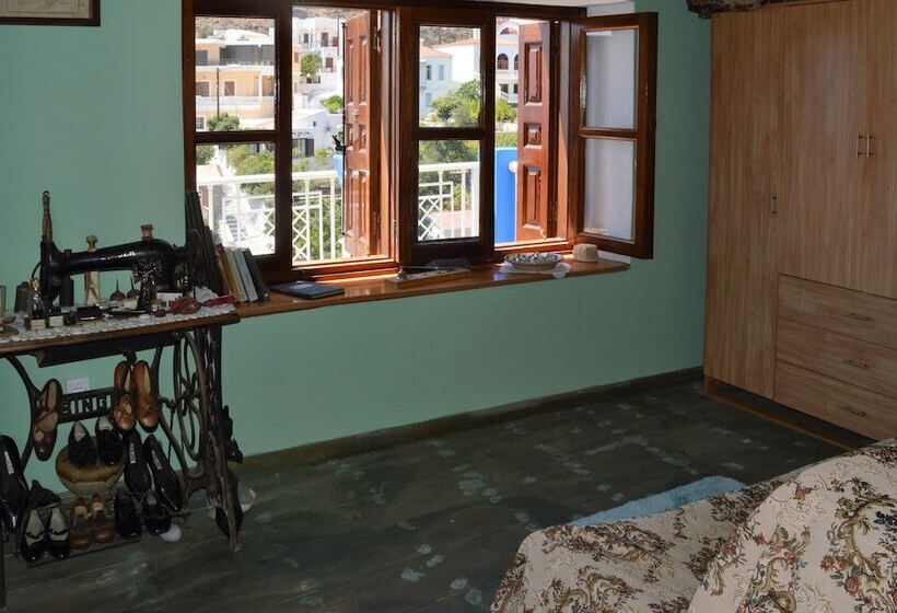 Traditional Karpathian Home With Panoramic View