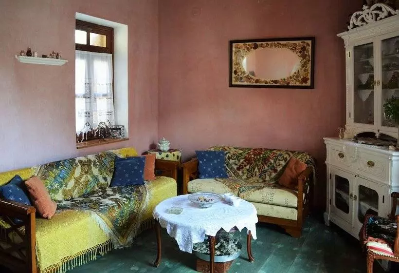 Traditional Karpathian Home With Panoramic View