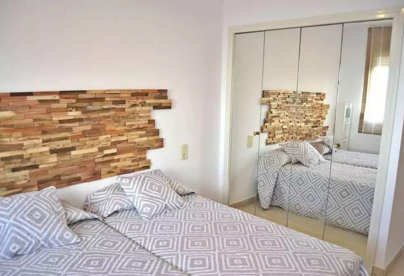 Apartment Con Vista Al Mar Montanar Ii