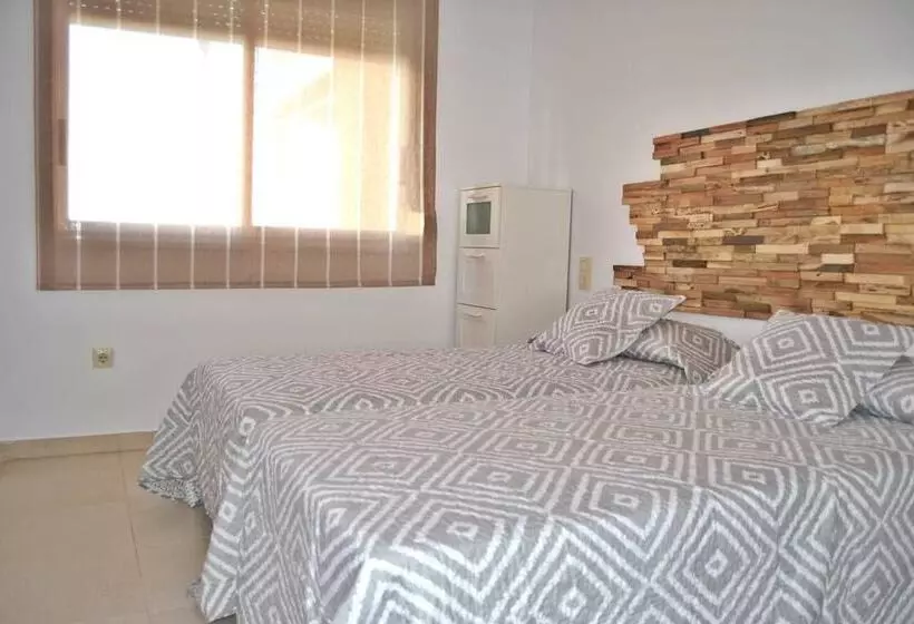 Apartment Con Vista Al Mar Montanar Ii