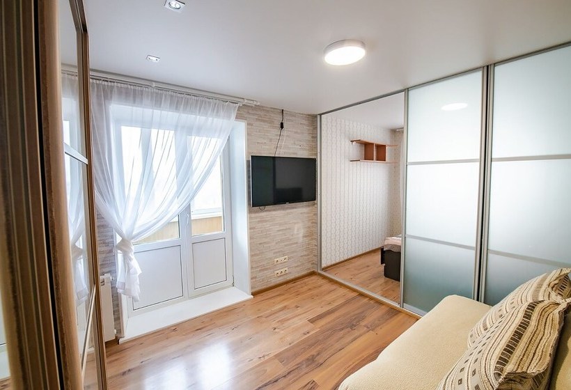 Apartment On Leonova 21a