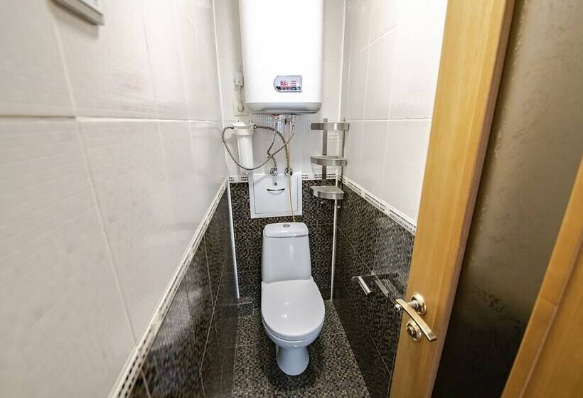 Apartment On Leonova 21a